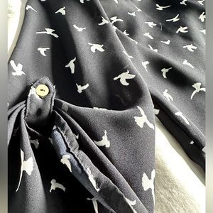 Navy 3/4 sleeve blouse with white birds